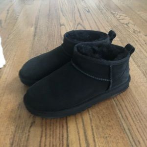UGG classic ultra mini boots